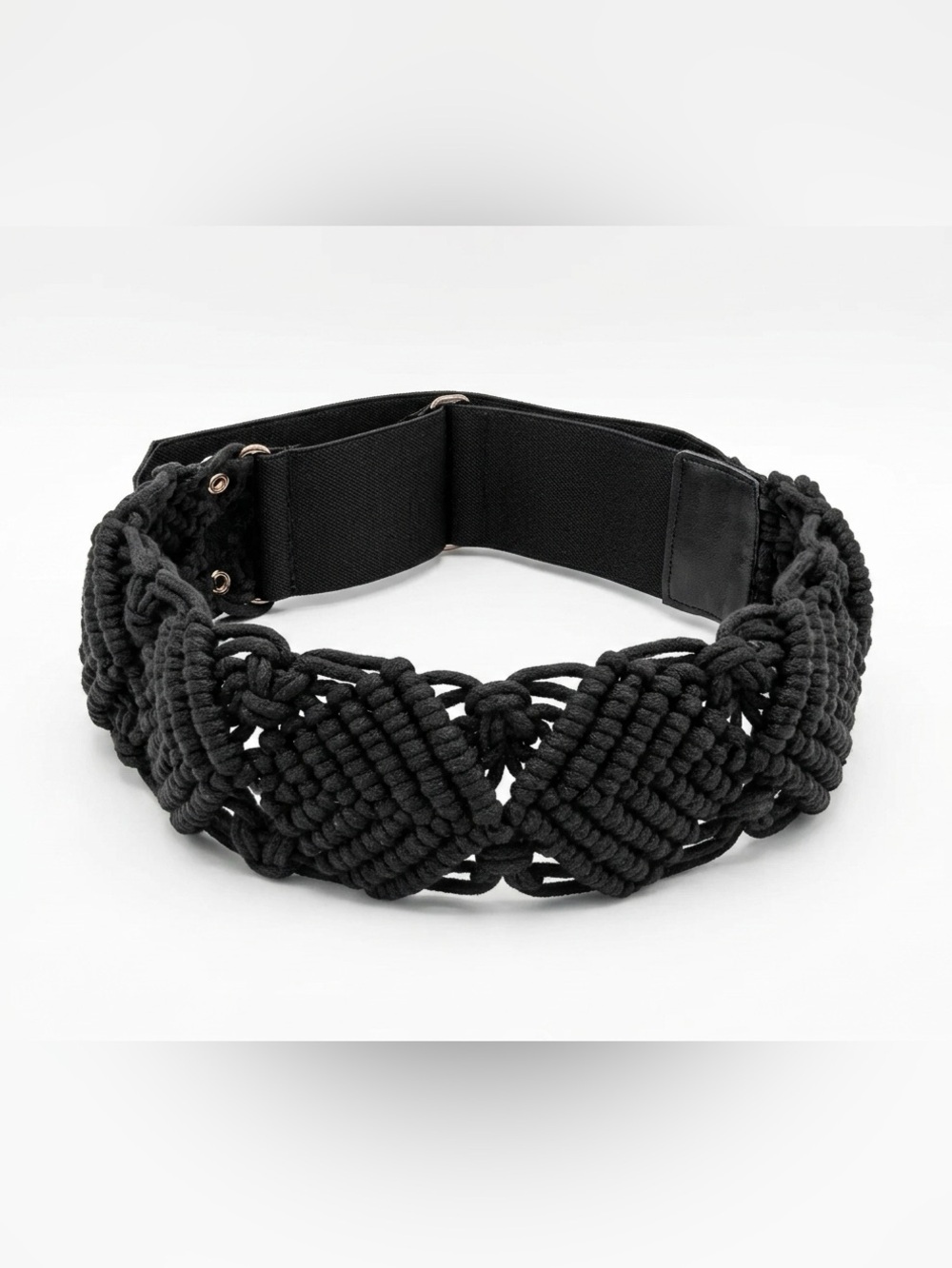 Thick macrame belt